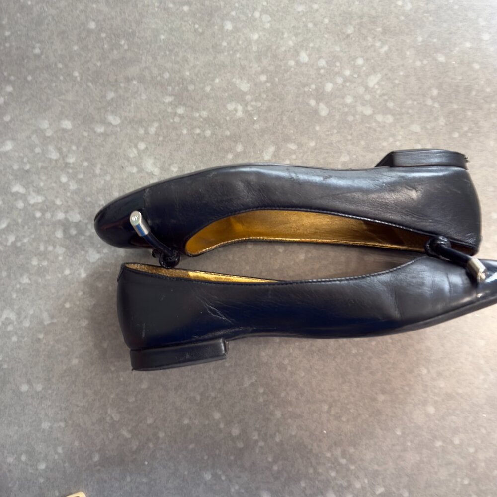 Antonio Melani Black Leather Flats with Silver Accents – Size 8.5 - Picture 4 of 12